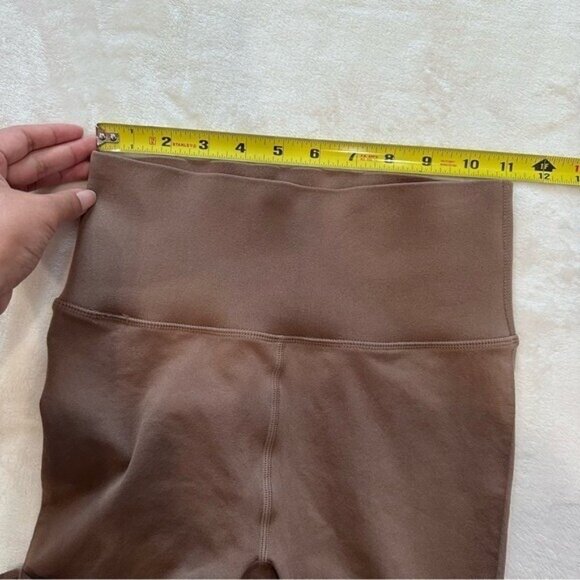 Fabletics SculptKnit High-Waisted Short in Dark Warm Grey Size Small - Picture 7 of 12